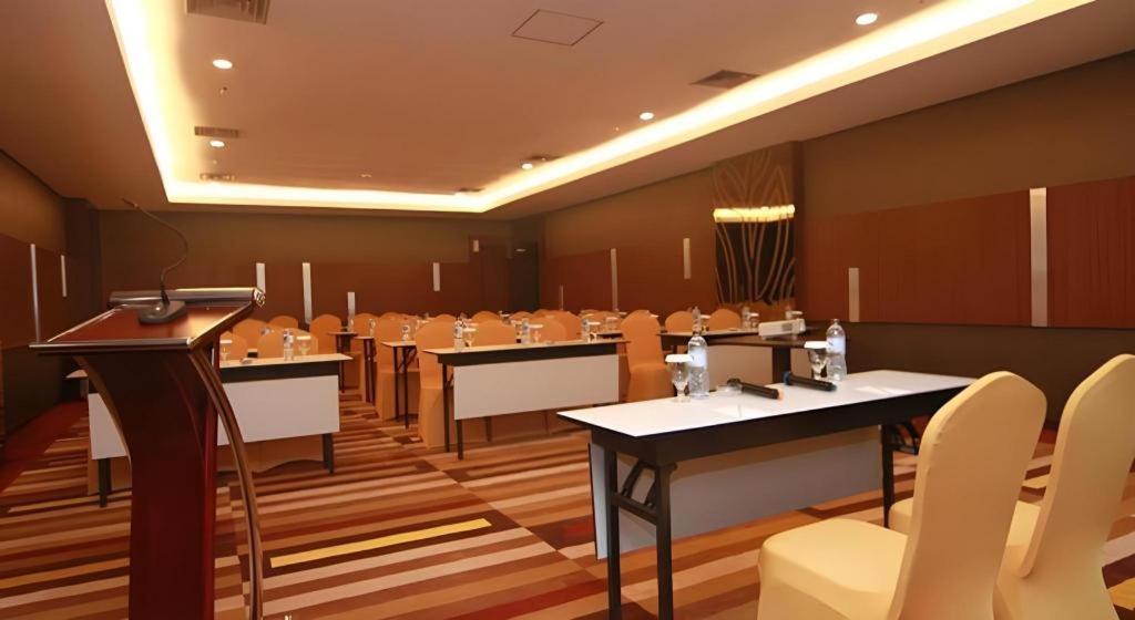 Hotel Falatehan Jakarta Bagian luar foto
